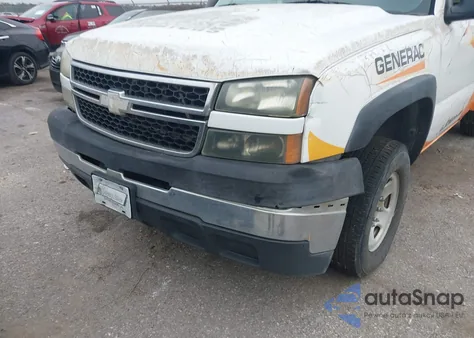 2006 Chevrolet Silverado 2500Hd Work Truck from USA, damaged, VIN 1GBHC24U16E229712